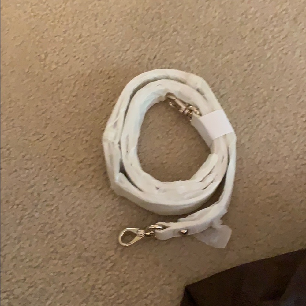 Kate Spade Purse - Picture 6 of 6